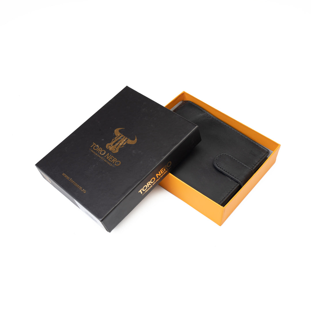 Men's wallet made of black genuine leather POIL