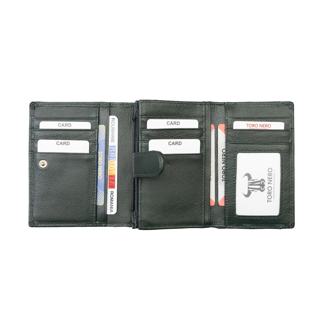 Women's wallet made of green genuine leather - Little detail