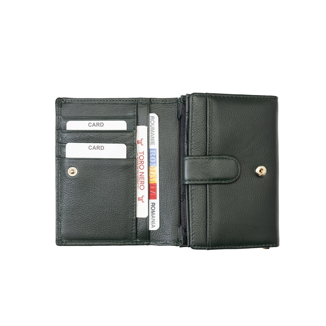 Women's wallet made of green genuine leather - Little detail